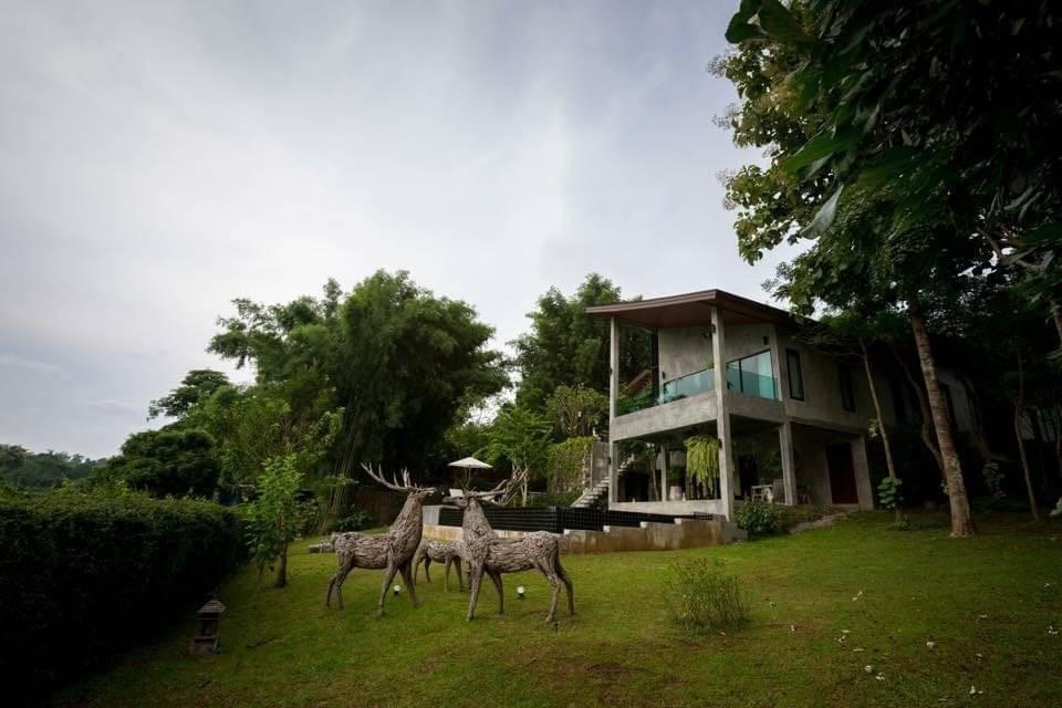 Beautiful Modern Balinese Pool Villa surrouded by rice paddies