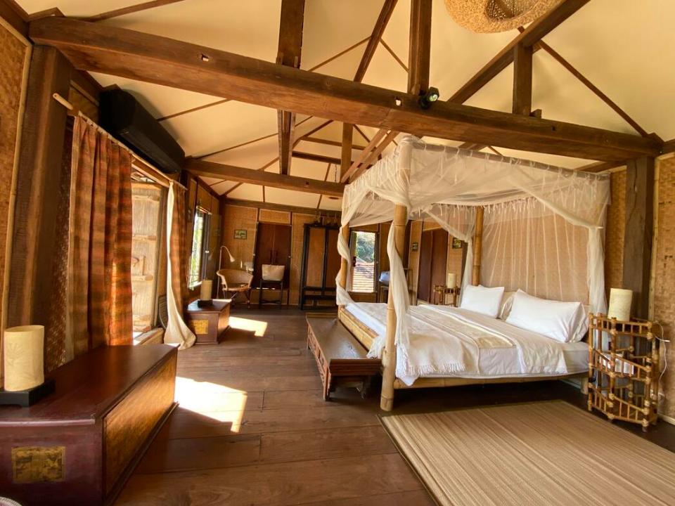 Amazing Thai Heritage Compound surrounded by Hills and Rice Fields