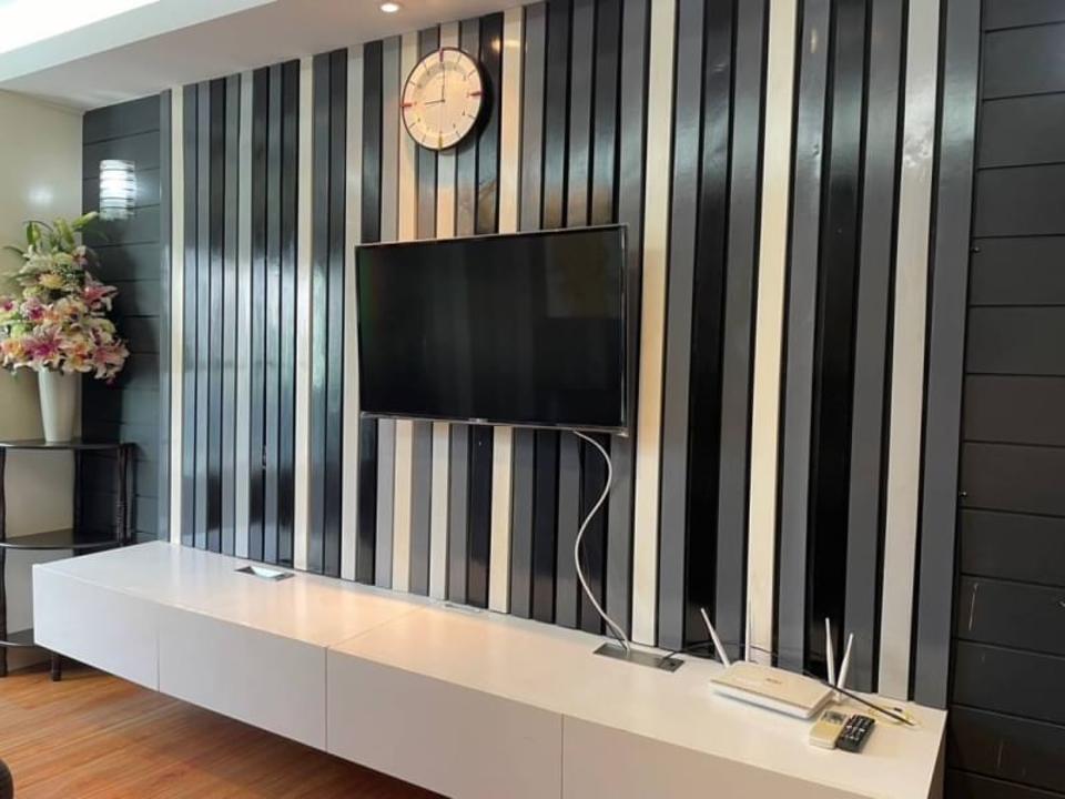 A Spacious Duplex Condo 2 Bedrooms with Balcony Pool View In Town Only 10 Minutes To City Center Nimmanhaemin