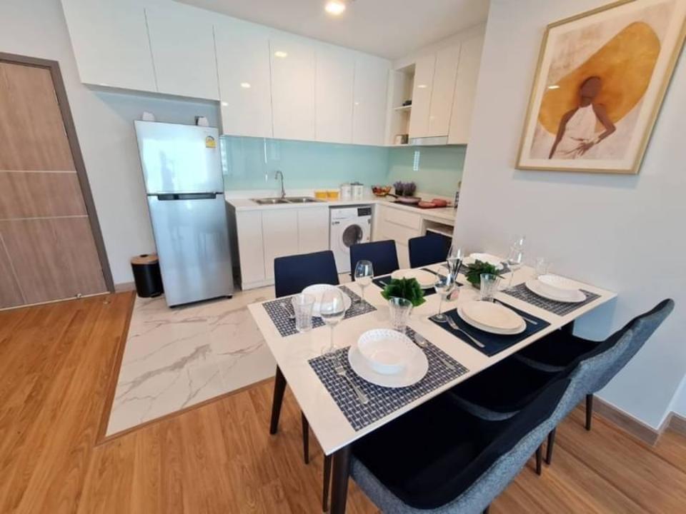 Brand New Cozy Condo 3 Bedrooms with City and Mountain View on Chang Klan only 5 minute to the Old Quarter near Night Bazaar