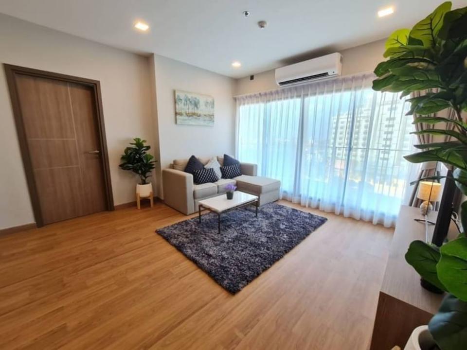 Brand New Cozy Condo 3 Bedrooms with City and Mountain View on Chang Klan only 5 minute to the Old Quarter near Night Bazaar
