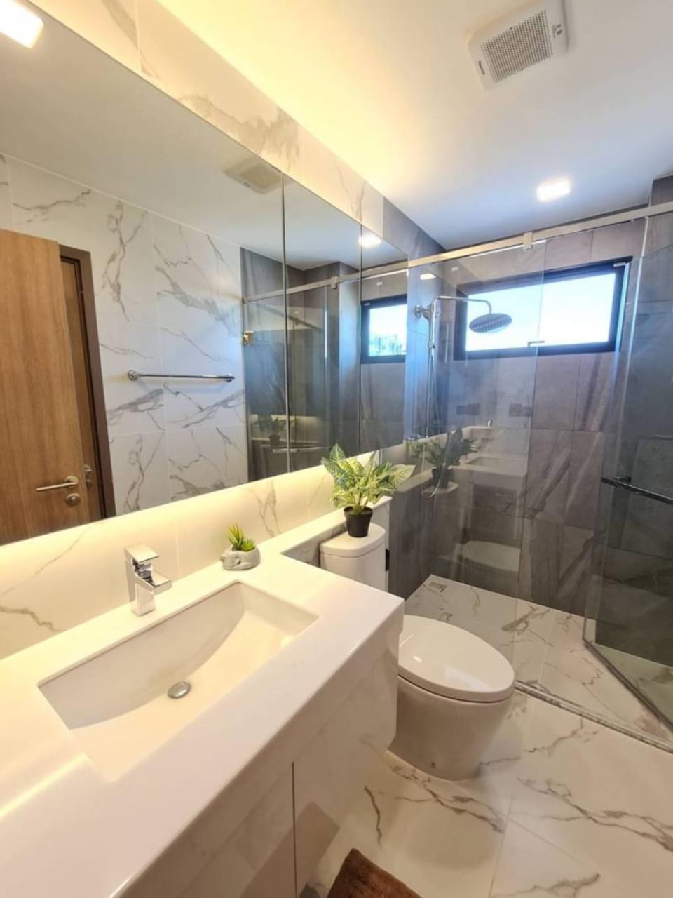 Brand New Cozy Condo 3 Bedrooms with City and Mountain View on Chang Klan only 5 minute to the Old Quarter near Night Bazaar