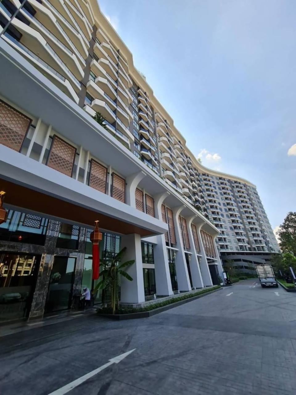 Brand New Cozy Condo 3 Bedrooms with City and Mountain View on Chang Klan only 5 minute to the Old Quarter near Night Bazaar