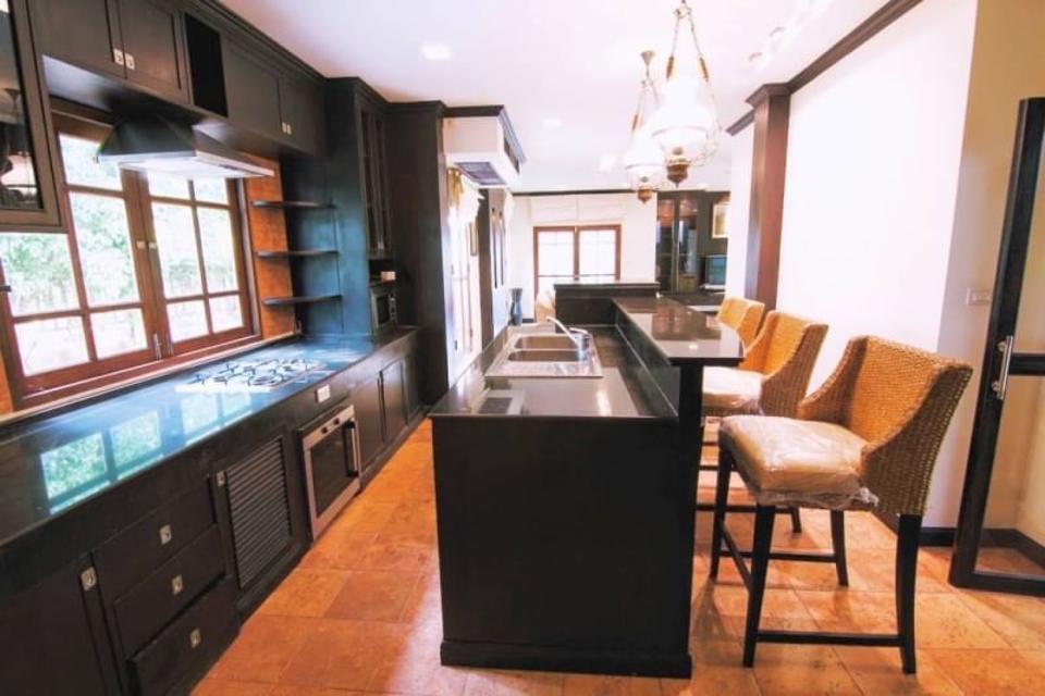 Beautiful Timeless Lanna Contemporary Garden 2-Storey House On A Large Land Only 15 Minutes To City Center