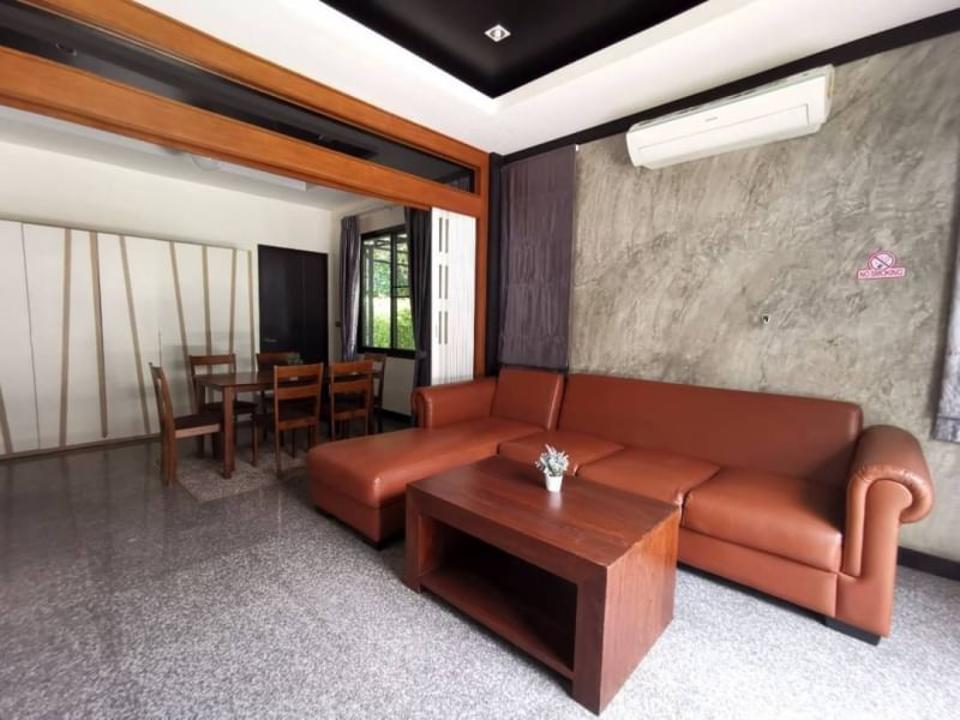บ้านสไตล์โมเดิร์นพร้อมสระน้ำส่วนตัว สำหรับครอบครัวที่แสนอบอุ่น เลี้ยงสัตว์ได้ เข้าตัวเมืองเชียงใหม่เพียง 15 นาทีเท่านั้น