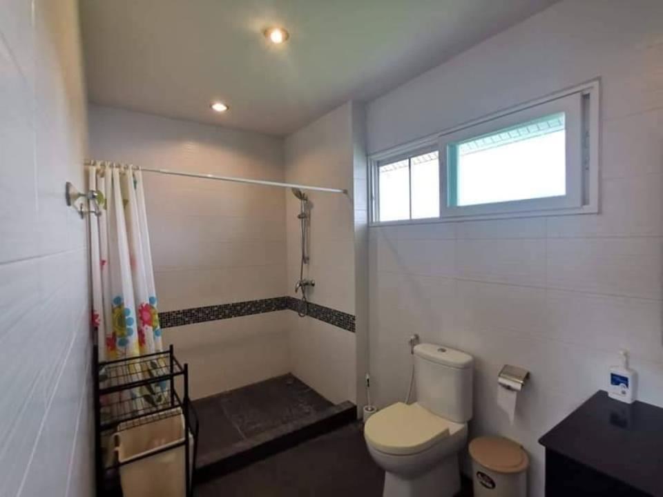A Cozy Family Pool House Located In The Gated Community Near Big C Mae Hia & Rachapruek Royal Park only 15 minutes drive to the City Centre