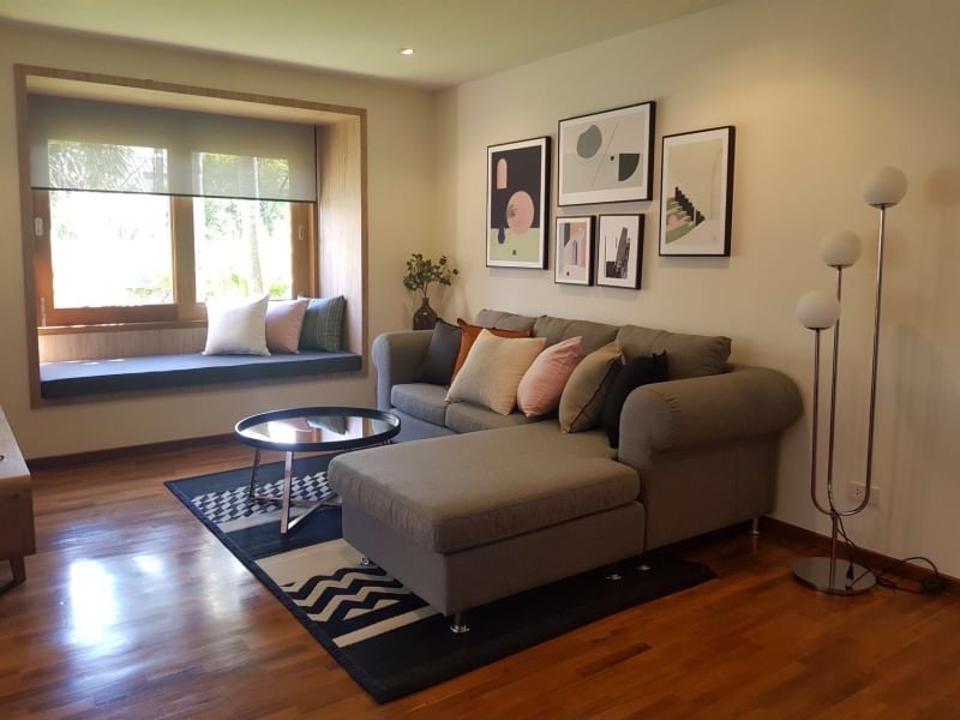 Luxury New Homey Minimalist Pool Villa 4 Bedrooms only 10 minutes to the town