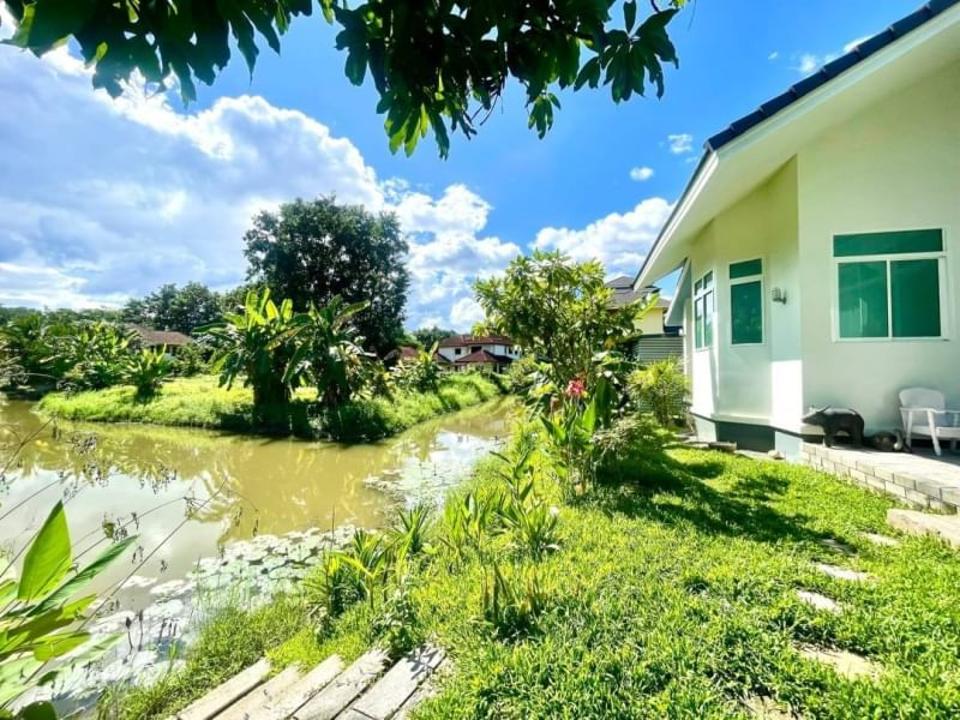 New built single storey Lake side house for sale with greenery view, located in community gate in Doi Saket area