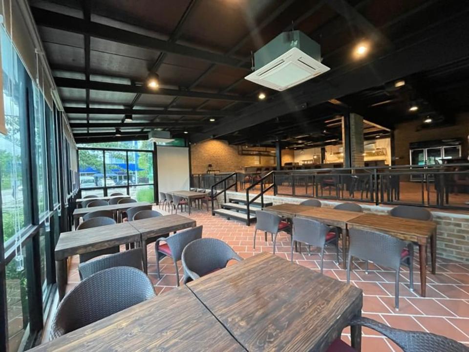 The Brand New Modern Loft Industrial Style Upscale and Humble Restaurant with some green outdoor landscaping Parking Ready for Business in San Phi Suea 15 minutes to City Center