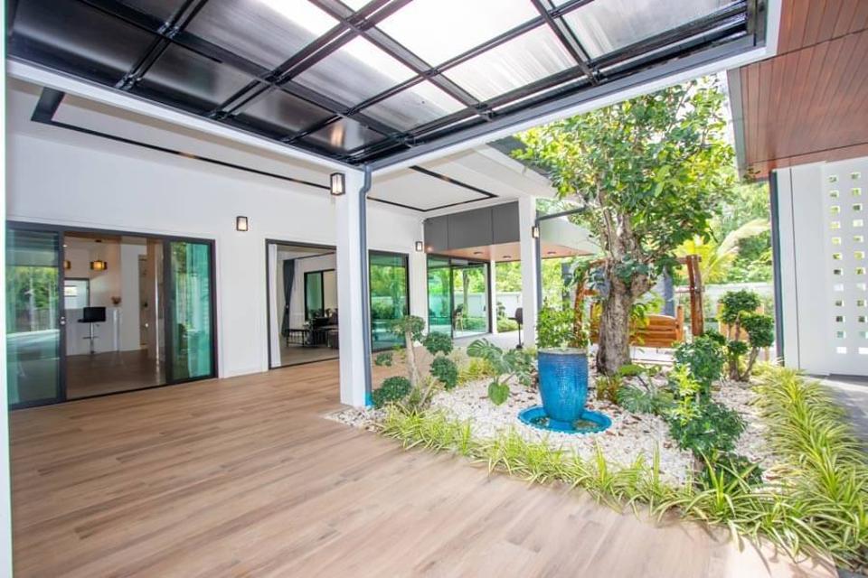 A Brand New 1-storey Spacious Pool Villa and Lawn for sale in Saraphi