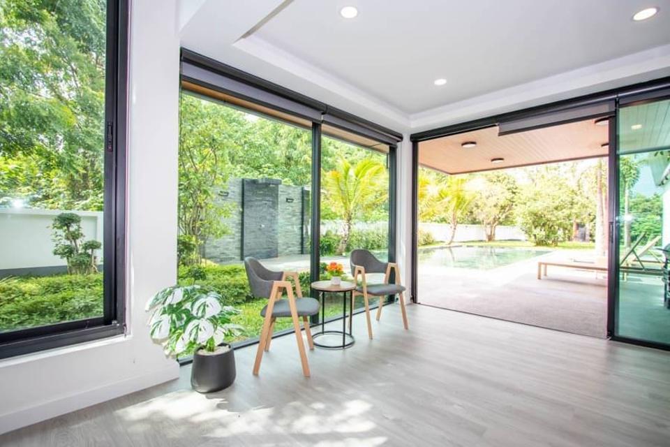 A Brand New 1-storey Spacious Pool Villa and Lawn for sale in Saraphi