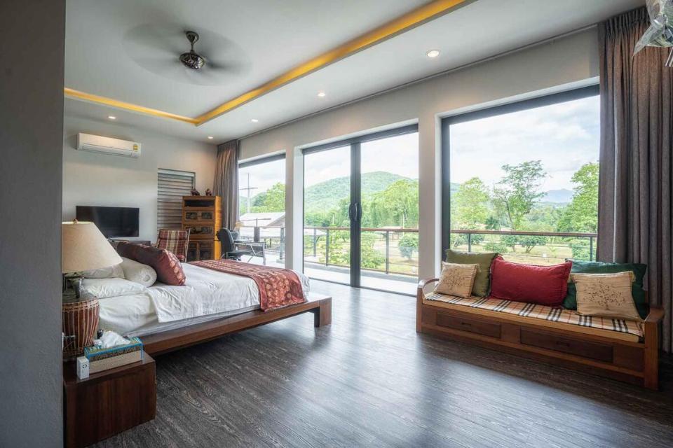 Exceptional Modern Home, Samoeng