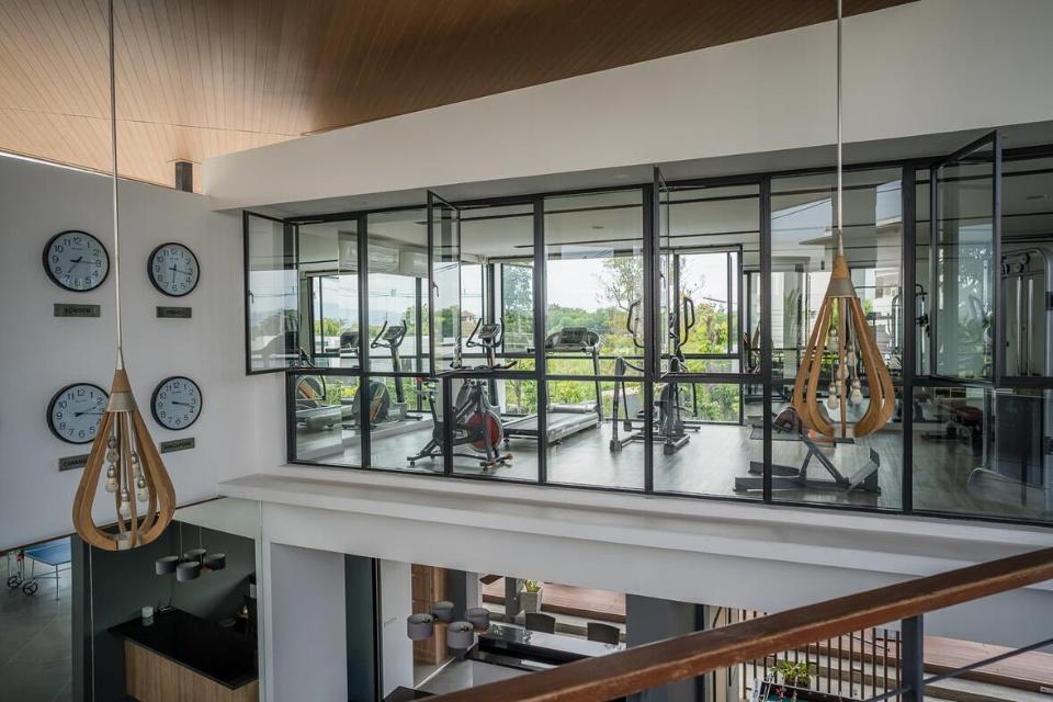 Modern, 3 Bedroom House - Exclusive Development