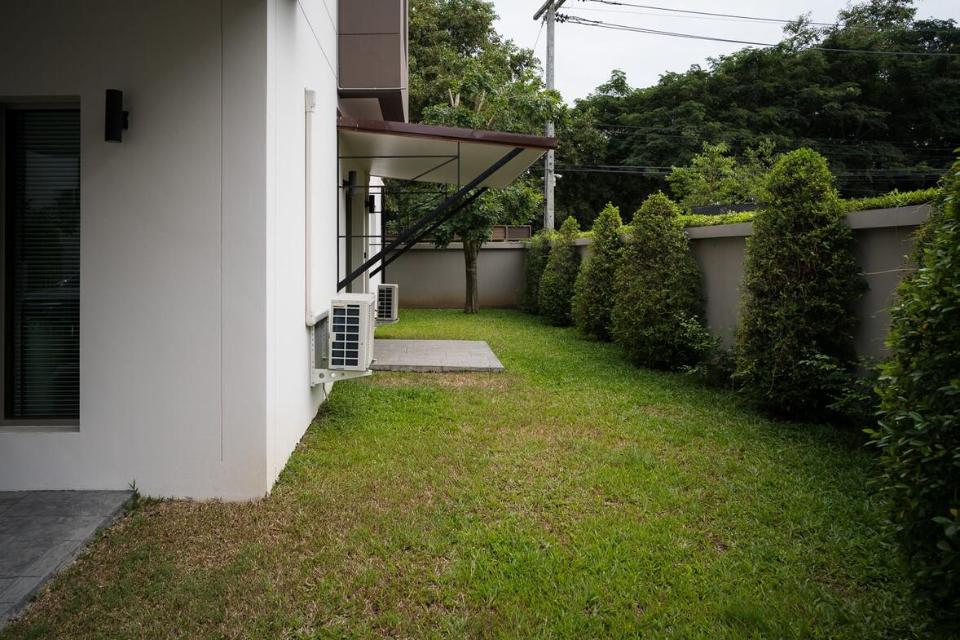 Modern, 3 Bedroom House - Exclusive Development