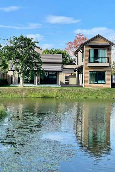 Unique Beautiful Pool Villa 4 bedrooms with Lake View located in Saraphi Chiang Mai