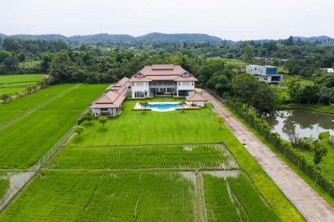 Mae Rim Luxury Villa For Sale