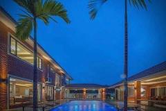 A Large Modern Luxury Pool Villa 7 Bedrooms And Private Swimming Pool in San Sai Only 20 Minutes To City Centre