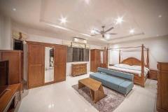 A Large Modern Luxury Pool Villa 7 Bedrooms And Private Swimming Pool in San Sai Only 20 Minutes To City Centre thumbnail 13