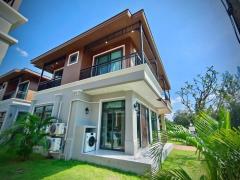 A Spacious Beautiful House Style Villa with Large Swimming Pool And Parking Space Near Kad Farang Chiang Mai thumbnail 3