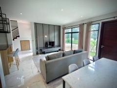 A Spacious Beautiful House Style Villa with Large Swimming Pool And Parking Space Near Kad Farang Chiang Mai thumbnail 8