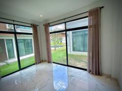 A Spacious Beautiful House Style Villa with Large Swimming Pool And Parking Space Near Kad Farang Chiang Mai thumbnail 10