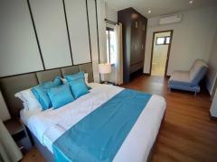 A Spacious Beautiful House Style Villa with Large Swimming Pool And Parking Space Near Kad Farang Chiang Mai thumbnail 12