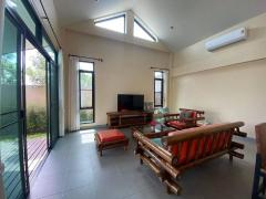 Unique Beautiful Pool Villa 4 bedrooms with Lake View located in Saraphi Chiang Mai thumbnail 6