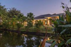 Truly Beautiful Luxury Pool Villa for Sale single-level Resort Home features Beautiful Lotus Pond located in Saraphi Chiang Mai thumbnail 5