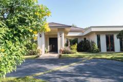 Truly Beautiful Luxury Pool Villa for Sale single-level Resort Home features Beautiful Lotus Pond located in Saraphi Chiang Mai thumbnail 8