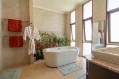 Truly Beautiful Luxury Pool Villa for Sale single-level Resort Home features Beautiful Lotus Pond located in Saraphi Chiang Mai thumbnail 20