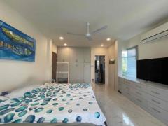 A Beautiful Bright Neat and Airy Pool House peaceful and privacy neighborhood family friendly and pet friendly only 5 minutes to Lanna International School and Kad Farang Village thumbnail 10