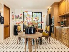 Luxury Beautiful English House 2-Storey 4 bedrooms with Swimmin Pool and Small Garden near Meechok plaza San Sai thumbnail 8