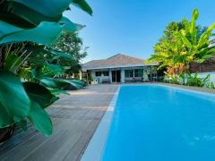 A Cozy Humble Airy and Bright Ambiance 3 Bedrooms Single-level Pool House near Kad Farang Hang Dong thumbnail 2