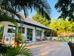 A Cozy Humble Airy and Bright Ambiance 3 Bedrooms Single-level Pool House near Kad Farang Hang Dong thumbnail 3