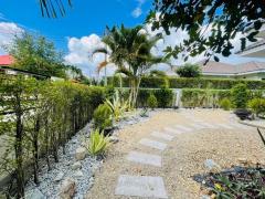 A Cozy Humble Airy and Bright Ambiance 3 Bedrooms Single-level Pool House near Kad Farang Hang Dong thumbnail 6