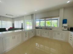 A Cozy Humble Airy and Bright Ambiance 3 Bedrooms Single-level Pool House near Kad Farang Hang Dong thumbnail 10