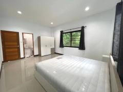 Beautiful Pool Villa 4 bedrooms with Large Private swimming pool and Outdoor Garden in Mae Rim thumbnail 11