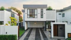 Brand New 2-storey and Modern Pool House in a gated community in Hang Dong thumbnail 8