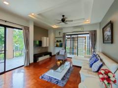 Beautiful 2-storey Modern Contemporary Pool House 5 bedrooms Only 6 km to the City Centre Chiang Mai thumbnail 4
