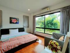 Beautiful 2-storey Modern Contemporary Pool House 5 bedrooms Only 6 km to the City Centre Chiang Mai thumbnail 13
