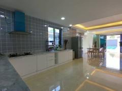 Brand New Modern Pool House only 10 minutes to the town with a private swimming pool and large garden thumbnail 7