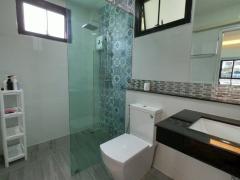 Brand New Modern Pool House only 10 minutes to the town with a private swimming pool and large garden thumbnail 11