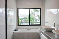 Brand New Modern Home in Secured Gate Community near Rachapruek Royal Park 15 minutes to City Centre thumbnail 9