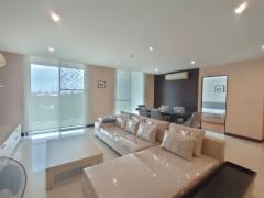 Spacious Large beautiful 2 Bedrooms condo with stunning city view arounds the conner only 5 minutes walking to Night Bazaar City Centre thumbnail 2