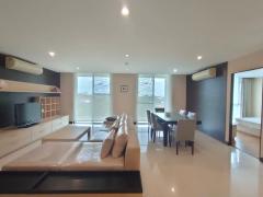 Spacious Large beautiful 2 Bedrooms condo with stunning city view arounds the conner only 5 minutes walking to Night Bazaar City Centre thumbnail 3