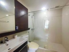 Spacious Large beautiful 2 Bedrooms condo with stunning city view arounds the conner only 5 minutes walking to Night Bazaar City Centre thumbnail 17