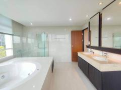 Spacious Large beautiful 2 Bedrooms condo with stunning city view arounds the conner only 5 minutes walking to Night Bazaar City Centre thumbnail 19