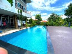 Beautiful Modern Contemporary Pool Villa with Lake View, Jacuzzi and doggy house thumbnail 4