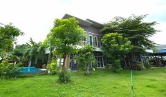 Beautiful Modern Contemporary Pool Villa with Lake View, Jacuzzi and doggy house thumbnail 5