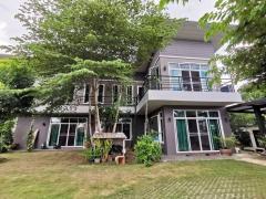 Beautiful Modern Contemporary Pool Villa with Lake View, Jacuzzi and doggy house thumbnail 6